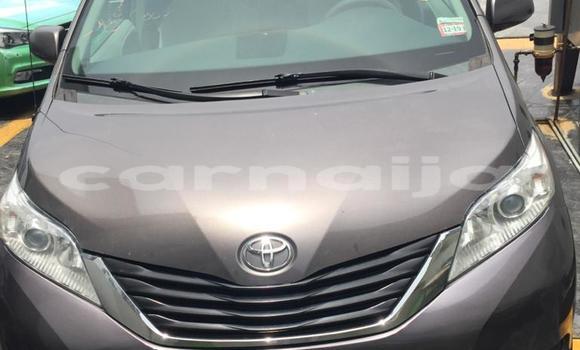 Buy Used Toyota Sienna Black Car in Lagos in Lagos State