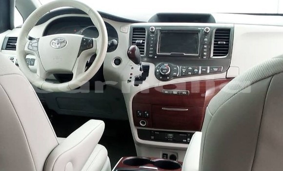 Acheter Occasion Voiture Toyota Sienna Gris à Lagos, État de Lagos Acheter Occasion Voiture Toyota Sienna Gris à Lagos, État de Lagos
