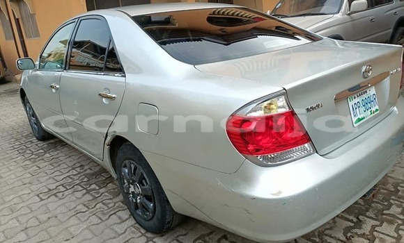 Acheter Occasion Voiture Toyota Camry Gris à Lagos, État de Lagos Acheter Occasion Voiture Toyota Camry Gris à Lagos, État de Lagos