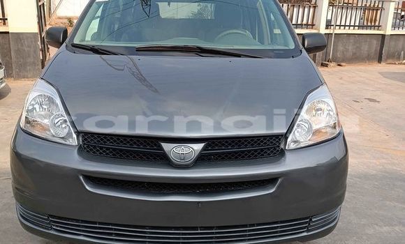 Buy Used Toyota Sienna Black Car in Lagos in Lagos State
