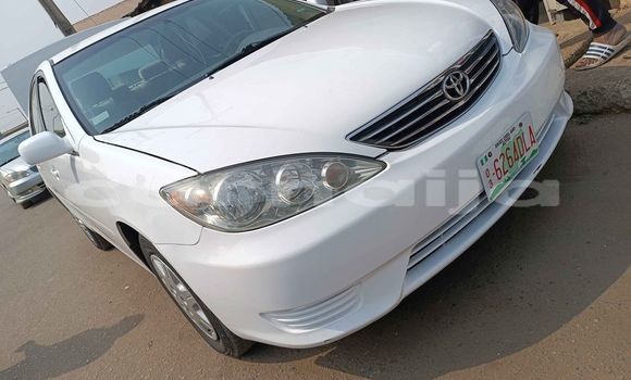 Acheter Occasion Voiture Toyota Camry Blanc à Lagos, État de Lagos