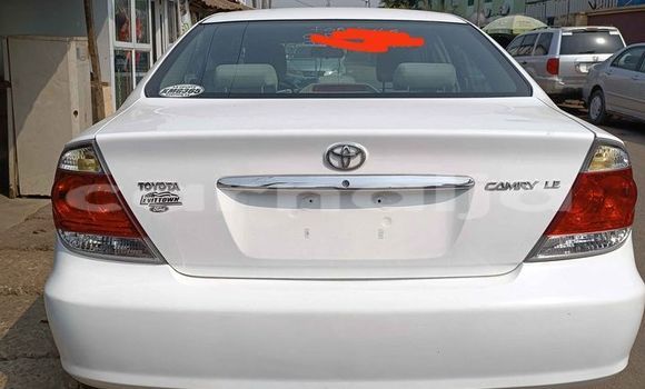 Acheter Occasion Voiture Toyota Camry Blanc à Lagos, État de Lagos Acheter Occasion Voiture Toyota Camry Blanc à Lagos, État de Lagos