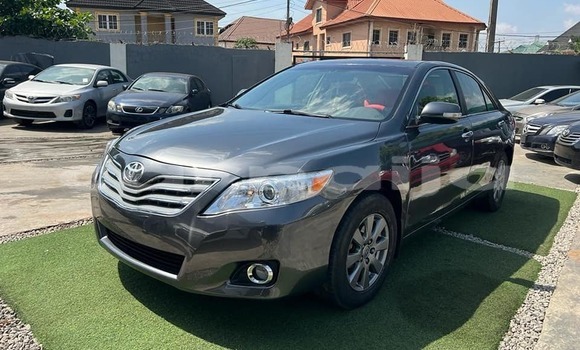 Acheter Occasion Voiture Toyota Camry Noir à Lagos, État de Lagos Acheter Occasion Voiture Toyota Camry Noir à Lagos, État de Lagos