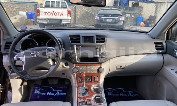 Acheter Occasion Voiture Toyota Highlander Rouge à Lagos, État de Lagos Acheter Occasion Voiture Toyota Highlander Rouge à Lagos, État de Lagos