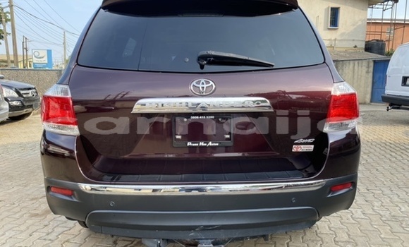 Acheter Occasion Voiture Toyota Highlander Rouge à Lagos, État de Lagos Acheter Occasion Voiture Toyota Highlander Rouge à Lagos, État de Lagos
