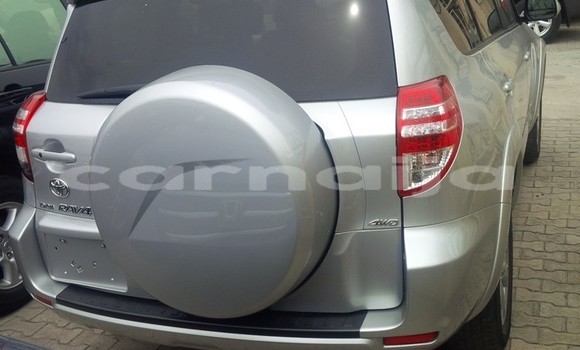 Acheter Occasion Voiture Toyota RAV4 Gris à Lagos, État de Lagos Acheter Occasion Voiture Toyota RAV4 Gris à Lagos, État de Lagos