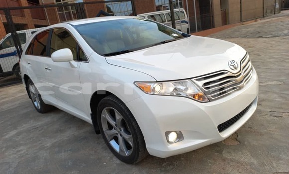 Buy Used Toyota Venza White Car in Lagos in Lagos State
