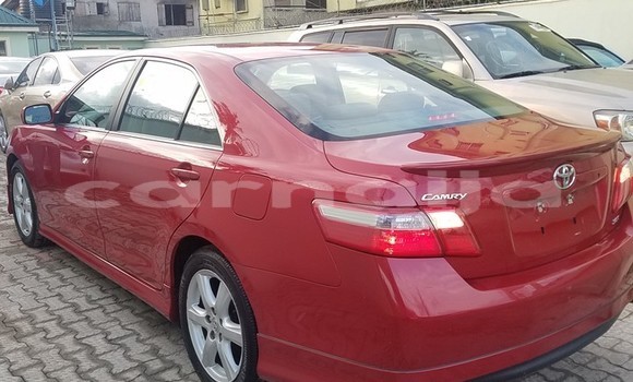 Acheter Occasion Voiture Toyota Camry Rouge à Abigi, État d'Ogun Acheter Occasion Voiture Toyota Camry Rouge à Abigi, État d'Ogun
