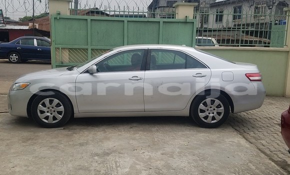Acheter Occasion Voiture Toyota Camry Gris à Abuja, État de Lagos Acheter Occasion Voiture Toyota Camry Gris à Abuja, État de Lagos