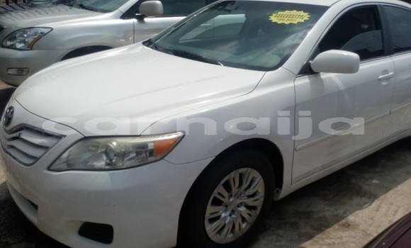 Acheter Occasion Voiture Toyota Camry Blanc à Abuja, État de Lagos