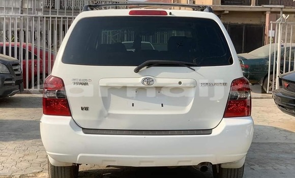 Acheter Occasion Voiture Toyota Highlander Blanc à Lagos, État de Lagos Acheter Occasion Voiture Toyota Highlander Blanc à Lagos, État de Lagos