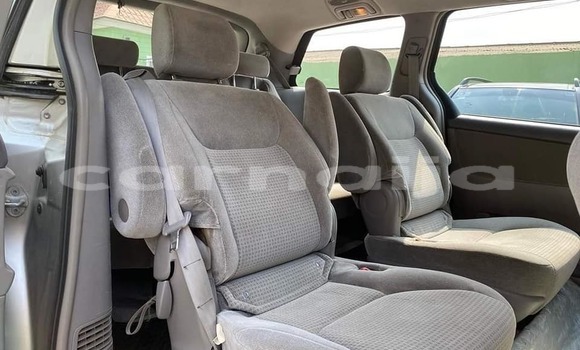 Acheter Occasion Voiture Toyota Sienna Marron à Lagos, État de Lagos Acheter Occasion Voiture Toyota Sienna Marron à Lagos, État de Lagos