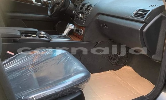 Acheter Occasion Voiture Mercedes-Benz C–Class Noir à Lagos, État de Lagos Acheter Occasion Voiture Mercedes-Benz C–Class Noir à Lagos, État de Lagos