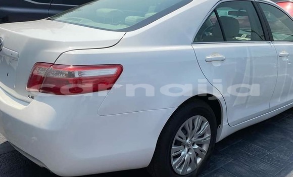 Acheter Occasion Voiture Toyota Camry Blanc à Lagos, État de Lagos Acheter Occasion Voiture Toyota Camry Blanc à Lagos, État de Lagos