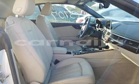 Acheter Neuf Voiture Audi A5 Blanc à Badagry, État de Lagos Acheter Neuf Voiture Audi A5 Blanc à Badagry, État de Lagos