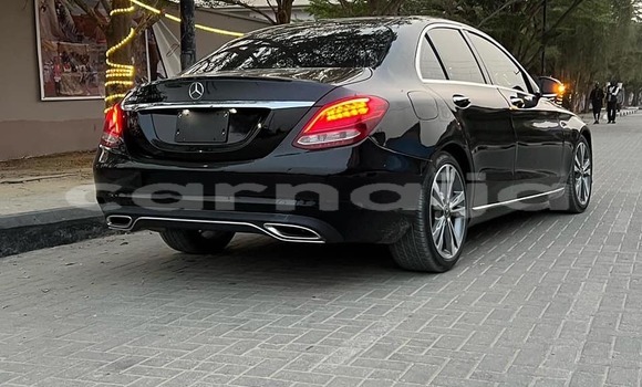 Acheter Occasion Voiture Mercedes-Benz C–Class Noir à Lagos, État de Lagos Acheter Occasion Voiture Mercedes-Benz C–Class Noir à Lagos, État de Lagos