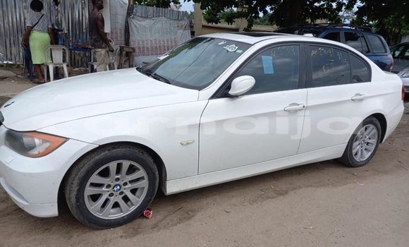 Acheter Occasion Voiture BMW 3–Series Blanc à Lagos, État de Lagos Acheter Occasion Voiture BMW 3–Series Blanc à Lagos, État de Lagos