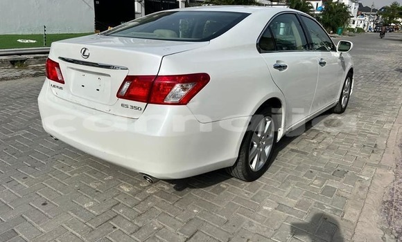 Acheter Occasion Voiture Lexus ES Blanc à Lagos, État de Lagos Acheter Occasion Voiture Lexus ES Blanc à Lagos, État de Lagos