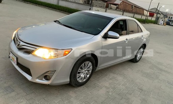 Buy Used Toyota Camry Silver Car in Lagos in Lagos State Buy Used Toyota Camry Silver Car in Lagos in Lagos State