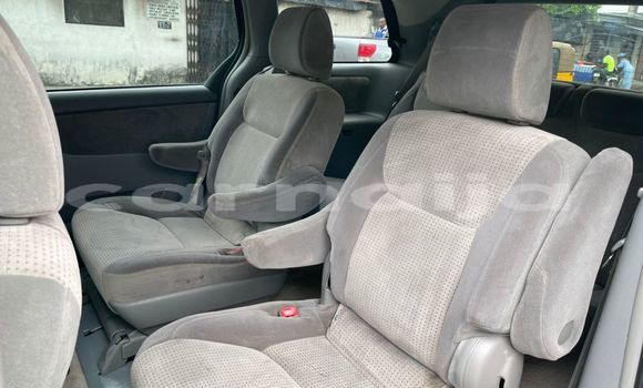 Acheter Occasion Voiture Toyota Sienna Noir à Abuja, État de Lagos Acheter Occasion Voiture Toyota Sienna Noir à Abuja, État de Lagos