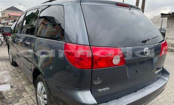 Acheter Occasion Voiture Toyota Sienna Noir à Abuja, État de Lagos Acheter Occasion Voiture Toyota Sienna Noir à Abuja, État de Lagos