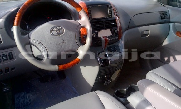Buy Used Toyota Sienna Black Car in Abuja in Lagos State Buy Used Toyota Sienna Black Car in Abuja in Lagos State