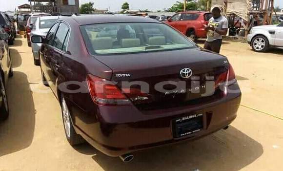 Acheter Import Voiture Toyota Avalon Rouge à Abeokuta, État d'Ogun Acheter Import Voiture Toyota Avalon Rouge à Abeokuta, État d'Ogun