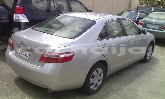 Acheter Occasion Voiture Toyota Camry Gris à Abuja, État de Lagos Acheter Occasion Voiture Toyota Camry Gris à Abuja, État de Lagos