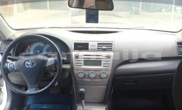 Acheter Occasion Voiture Toyota Camry Blanc à Abuja, État de Lagos Acheter Occasion Voiture Toyota Camry Blanc à Abuja, État de Lagos