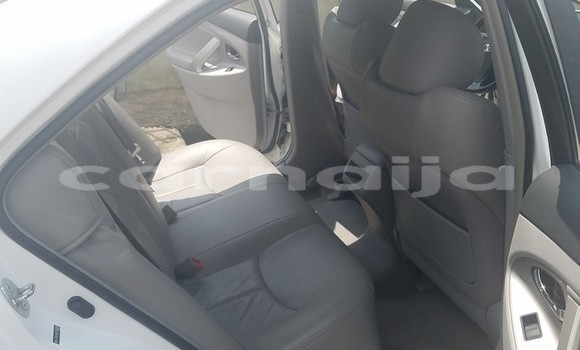 Acheter Occasion Voiture Toyota Camry Blanc à Abuja, État de Lagos Acheter Occasion Voiture Toyota Camry Blanc à Abuja, État de Lagos