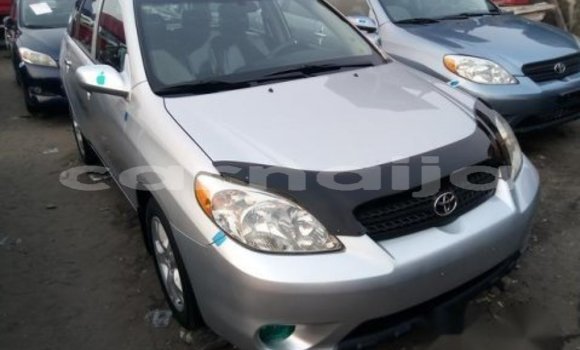 Acheter Import Voiture Toyota Matrix Gris à Jega, Kebbi Acheter Import Voiture Toyota Matrix Gris à Jega, Kebbi