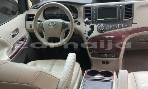 Acheter Occasion Voiture Toyota Sienna Noir à Abuja, État de Lagos Acheter Occasion Voiture Toyota Sienna Noir à Abuja, État de Lagos