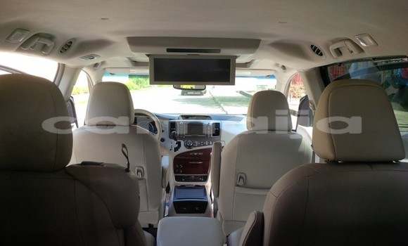 Acheter Occasion Voiture Toyota Sienna Noir à Abuja, État de Lagos Acheter Occasion Voiture Toyota Sienna Noir à Abuja, État de Lagos