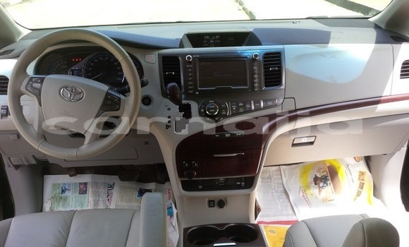 Acheter Occasion Voiture Toyota Sienna Noir à Abuja, État de Lagos Acheter Occasion Voiture Toyota Sienna Noir à Abuja, État de Lagos