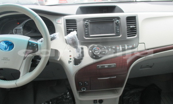 Acheter Occasion Voiture Toyota Sienna Noir à Abuja, État de Lagos Acheter Occasion Voiture Toyota Sienna Noir à Abuja, État de Lagos