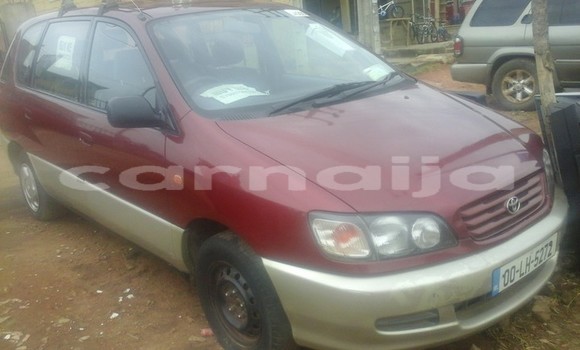 Acheter Occasion Voiture Toyota Picnic Rouge à Abaji, Territoire de la capitale fédérale