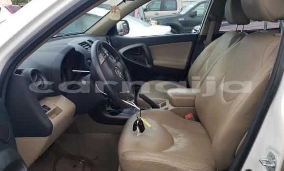 Acheter Occasion Voiture Toyota RAV4 Blanc à Lagos, État de Lagos Acheter Occasion Voiture Toyota RAV4 Blanc à Lagos, État de Lagos