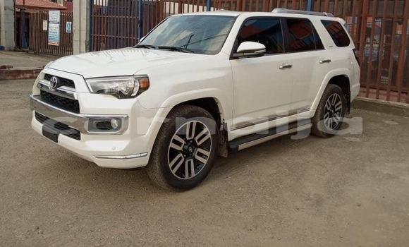 Buy Used Toyota 4Runner White Car in Abuja in Lagos State Buy Used Toyota 4Runner White Car in Abuja in Lagos State