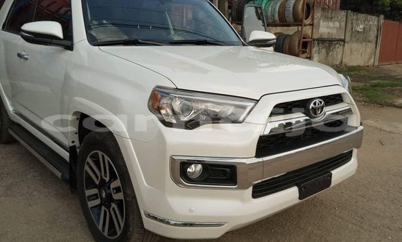 Acheter Occasion Voiture Toyota 4Runner Blanc à Abuja, État de Lagos Acheter Occasion Voiture Toyota 4Runner Blanc à Abuja, État de Lagos