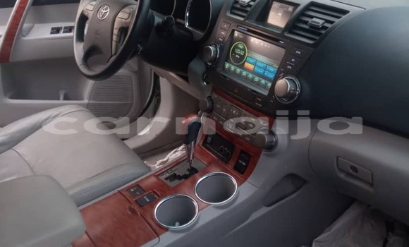 Acheter Occasion Voiture Toyota Highlander Blanc à Abuja, État de Lagos Acheter Occasion Voiture Toyota Highlander Blanc à Abuja, État de Lagos