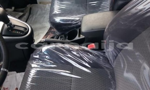 Acheter Import Voiture Toyota Matrix Gris à Jega, Kebbi Acheter Import Voiture Toyota Matrix Gris à Jega, Kebbi