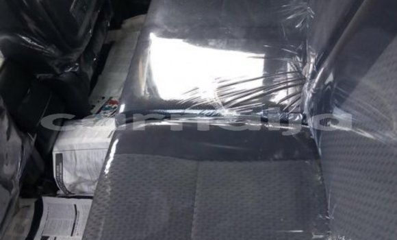 Acheter Import Voiture Toyota Matrix Gris à Jega, Kebbi Acheter Import Voiture Toyota Matrix Gris à Jega, Kebbi