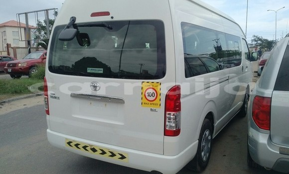 Acheter Occasion Voiture Toyota Hiace Blanc à Abuja, État de Lagos Acheter Occasion Voiture Toyota Hiace Blanc à Abuja, État de Lagos
