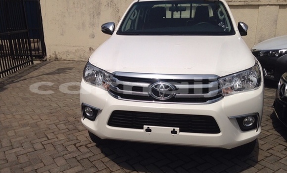 Buy Used Toyota Hilux White Car in Abuja in Lagos State