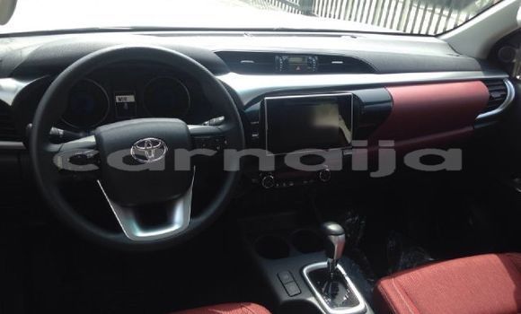 Acheter Occasion Voiture Toyota Hilux Blanc à Abuja, État de Lagos Acheter Occasion Voiture Toyota Hilux Blanc à Abuja, État de Lagos