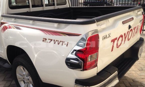 Acheter Occasion Voiture Toyota Hilux Blanc à Abuja, État de Lagos Acheter Occasion Voiture Toyota Hilux Blanc à Abuja, État de Lagos