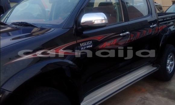 Acheter Occasion Voiture Toyota Hilux Noir à Abuja, État de Lagos Acheter Occasion Voiture Toyota Hilux Noir à Abuja, État de Lagos