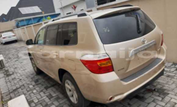 Acheter Occasion Voiture Toyota Highlander Marron à Abuja, État de Lagos Acheter Occasion Voiture Toyota Highlander Marron à Abuja, État de Lagos