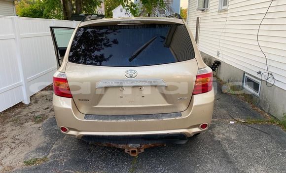 Acheter Occasion Voiture Toyota Highlander Marron à Abuja, État de Lagos Acheter Occasion Voiture Toyota Highlander Marron à Abuja, État de Lagos