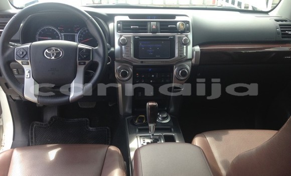 Acheter Occasion Voiture Toyota 4Runner Blanc à Abuja, État de Lagos Acheter Occasion Voiture Toyota 4Runner Blanc à Abuja, État de Lagos